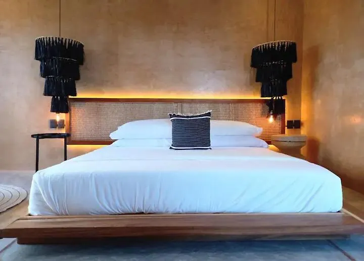 Piquete Holbox Hotel
