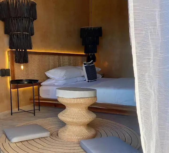 Piquete Holbox Hotel